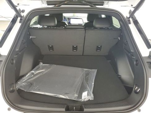 New 2026 Chevrolet Equinox EV LT image 31