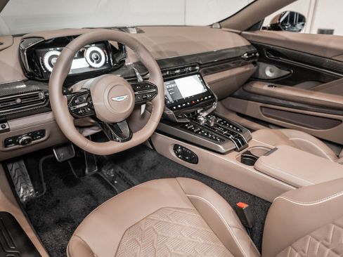 New 2026 Aston Martin Vanquish Convertible RWD image 3