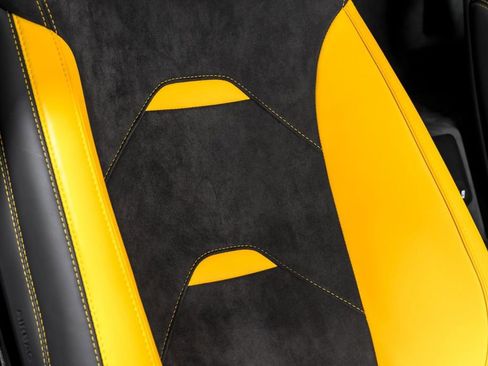 Used 2024 Lamborghini Huracan Sterrato image 37