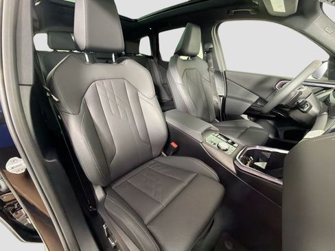 Used 2026 BMW X3 xDrive30 w/ Premium Package image 28