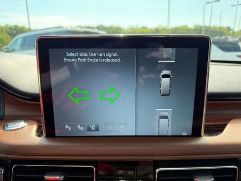 Used 2023 Lincoln Aviator Grand Touring w/ Equipment Group 301A image 32