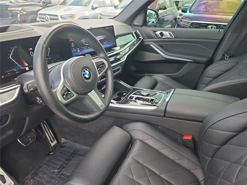 Certified 2024 BMW X5 sDrive40i w/ M Sport Package RWD image 17