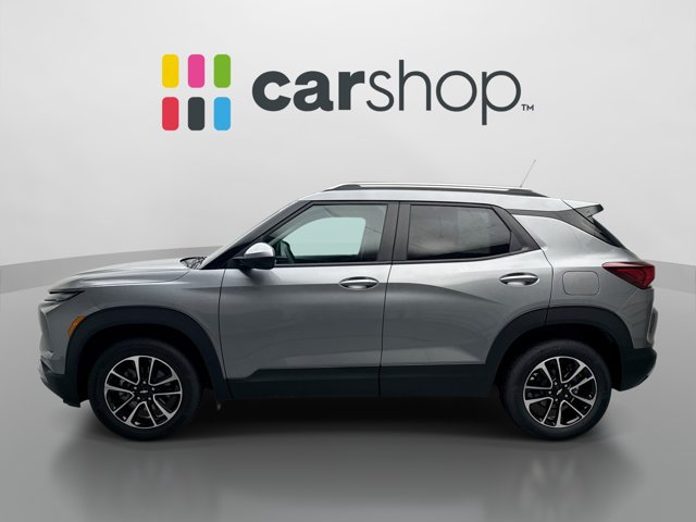 Used 2025 Chevrolet TrailBlazer LT w/ Driver Confidence Package AWD/4WD image 2