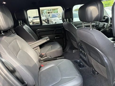 Used 2025 Land Rover Defender 130 V8 AWD/4WD image 14