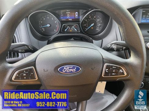 Used 2015 Ford Focus S image 17