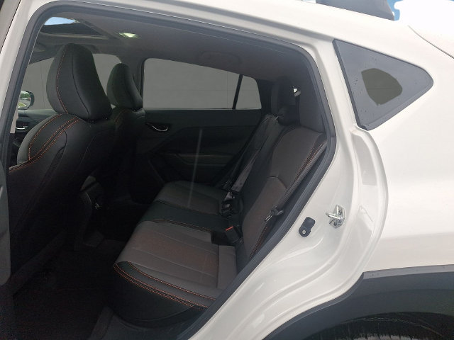 Used 2025 Subaru Crosstrek 2.5i Limited AWD/4WD image 10