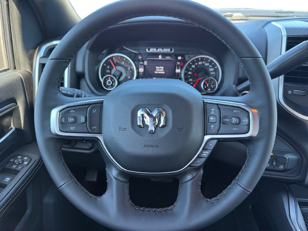 New 2026 RAM 3500 Big Horn AWD/4WD image 12