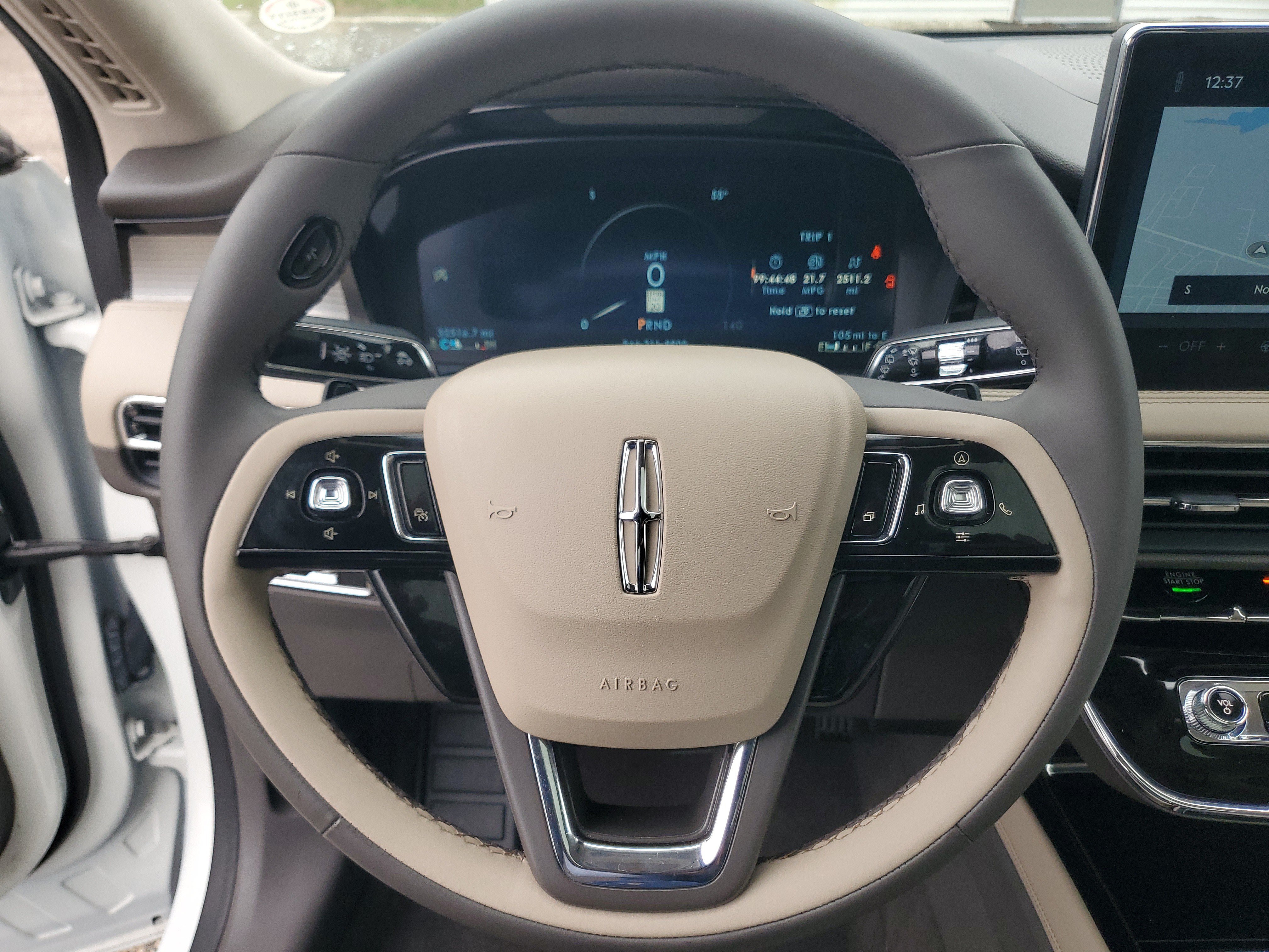 Certified 2024 Lincoln Corsair AWD w/ Equipment Group 101A image 14