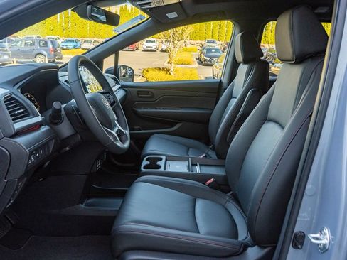 New 2026 Honda Odyssey Sport-L image 24