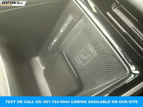 Used 2025 Volkswagen ID.4 Pro image 23