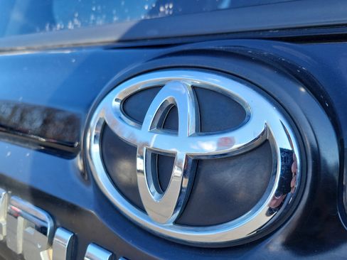 Certified 2020 Toyota 4Runner TRD Off-Road Premium w/ Moonroof Package image 8