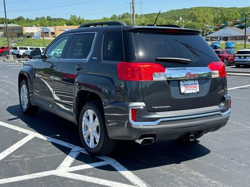 Used 2017 GMC Terrain SLE w/ Convenience Package FWD image 6