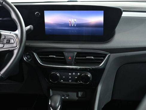 Used 2025 Buick Encore GX Sport Touring w/ Advanced Technology Package AWD/4WD image 9