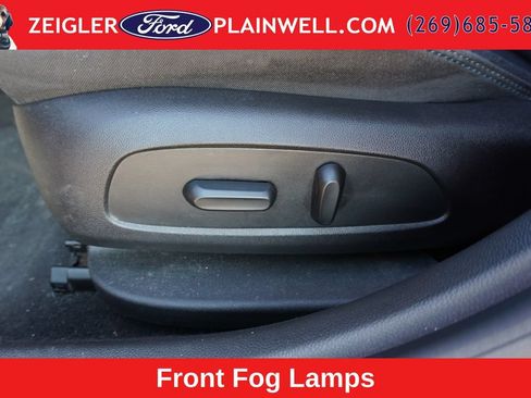 Used 2016 Chevrolet Cruze LT w/ Sun And Sound Package FWD image 16