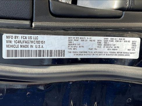 Used 2021 Jeep Grand Cherokee Laredo AWD/4WD image 21
