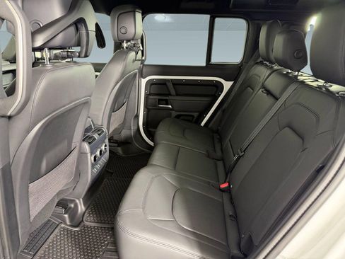 Used 2026 Land Rover Defender 110 S image 13