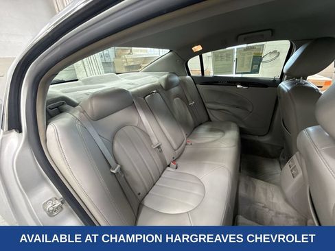Used 2011 Buick Lucerne CXL FWD image 35