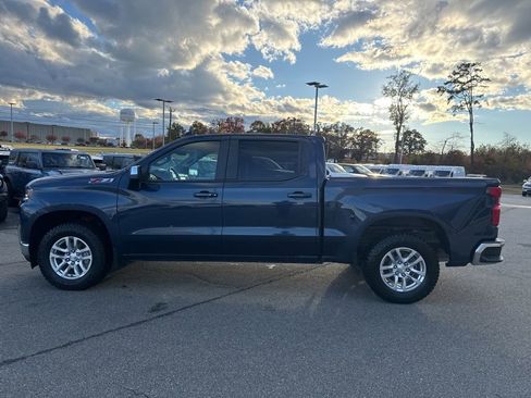 Used 2021 Chevrolet Silverado 1500 LT w/ Z71 Off-Road Package AWD/4WD image 8