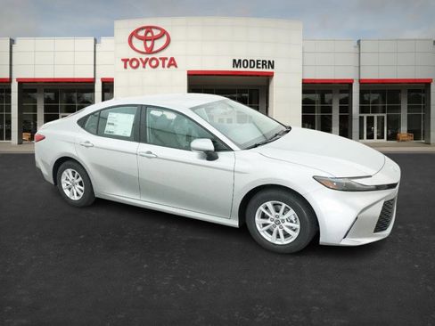 New 2026 Toyota Camry LE image 27