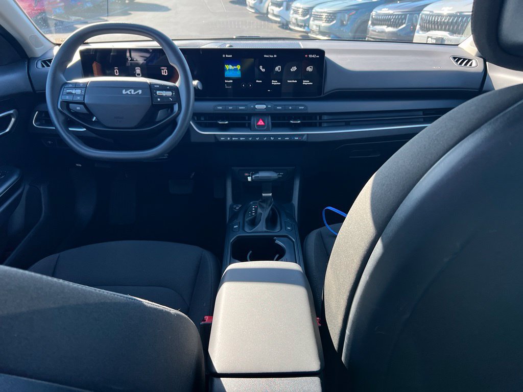 Certified 2026 Kia K4 FWD image 12