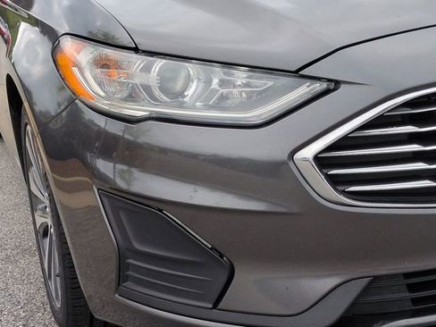 Used 2019 Ford Fusion SE AWD/4WD image 11