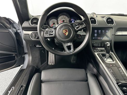 Certified 2025 Porsche 718 Cayman GT4 image 18