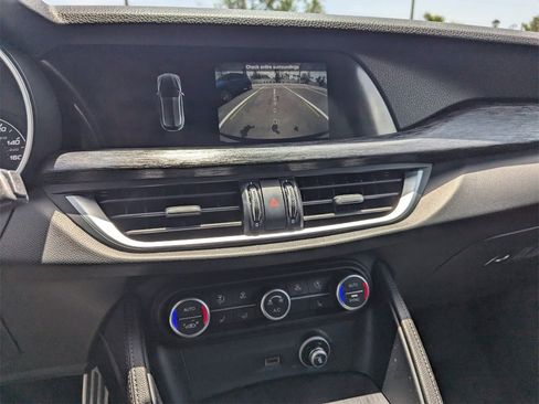 Used 2022 Alfa Romeo Stelvio Sprint image 30