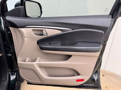 Used 2016 Honda Pilot EX-L image 17