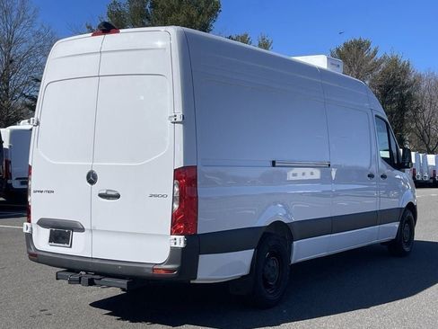 New 2025 Mercedes-Benz Sprinter 2500 image 7