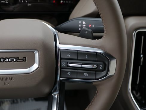 New 2026 GMC Yukon XL Denali AWD/4WD image 19