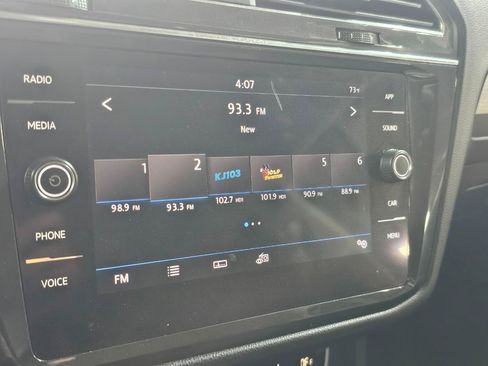 Used 2019 Volkswagen Tiguan SE FWD image 37