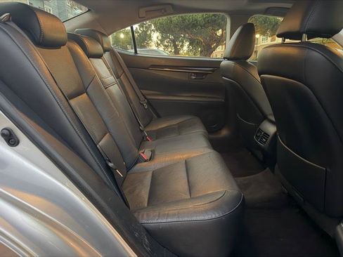 Used 2013 Lexus ES 350 w/ Luxury Pkg FWD image 59