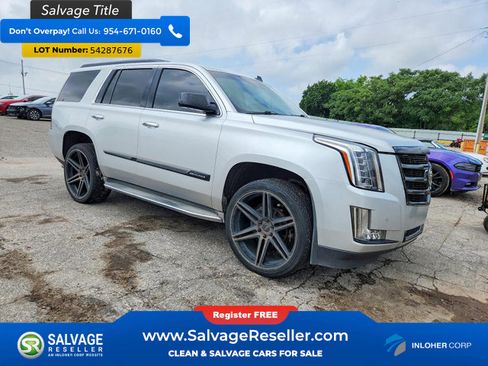 Used 2015 Cadillac Escalade Luxury AWD/4WD image 5