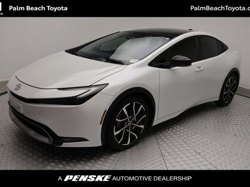 Used 2024 Toyota Prius Prime FWD image 1