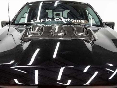 Used 2025 Ford F150 Lariat w/ Equipment Group 502A High image 14