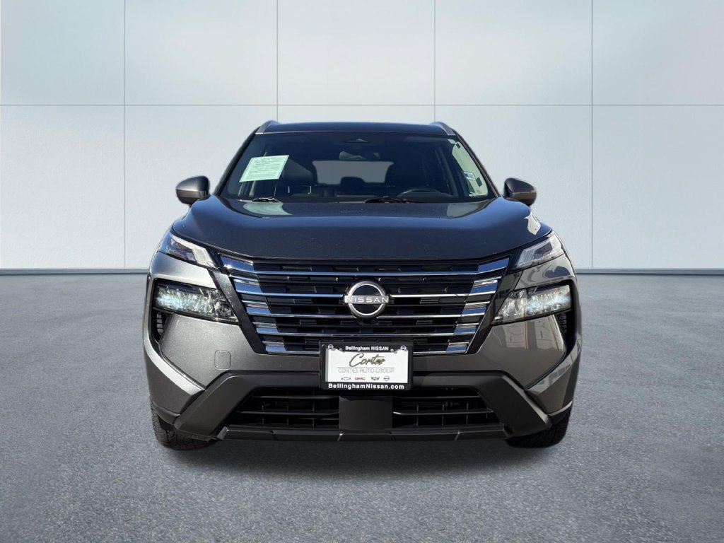 Used 2025 Nissan Rogue SV w/ SV Premium Package AWD/4WD image 2