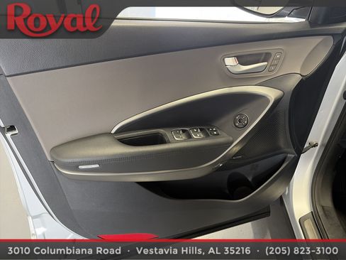 Used 2017 Hyundai Santa Fe Limited FWD image 25