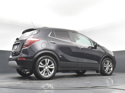 Used 2021 Buick Encore Preferred FWD image 50