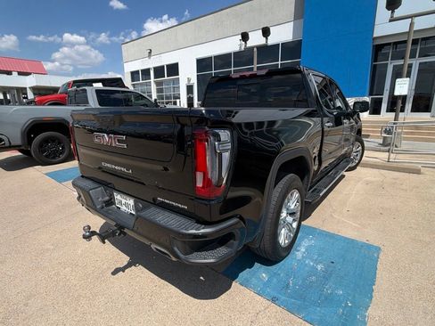 Used 2022 GMC Sierra 1500 Denali AWD/4WD image 8