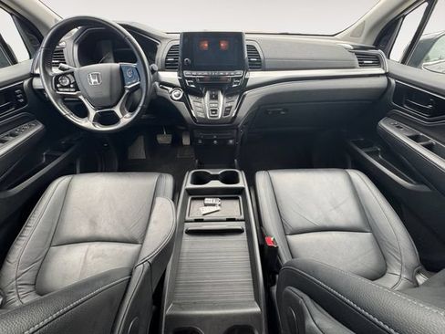 Certified 2024 Honda Odyssey Touring image 10
