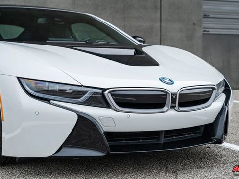 Used 2014 BMW i8 image 24