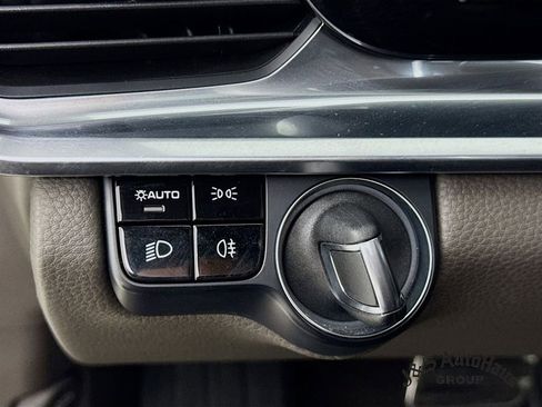 Used 2021 Porsche Panamera 4S image 10