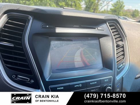 Used 2018 Hyundai Santa Fe SE w/ Cargo Package FWD image 25