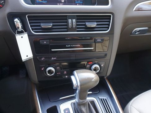 Used 2017 Audi Q5 2.0T Premium image 21