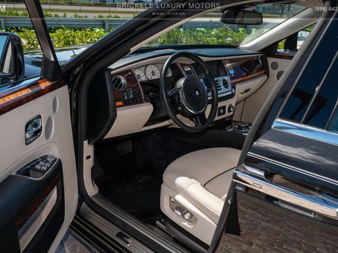 Used 2014 Rolls-Royce Ghost image 69