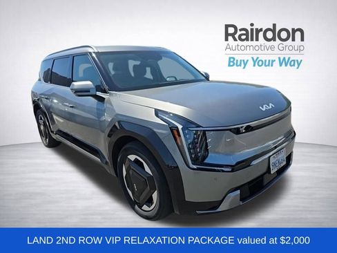 Certified 2024 Kia EV9 Land AWD/4WD image 2