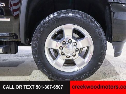 Used 2015 GMC Sierra 2500 Denali w/ Duramax Plus Package AWD/4WD image 20