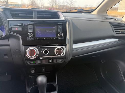 Used 2020 Honda Fit LX image 9