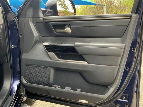 Used 2024 Toyota Tundra Limited image 23
