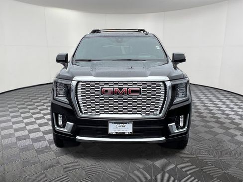 Certified 2022 GMC Yukon XL Denali image 2